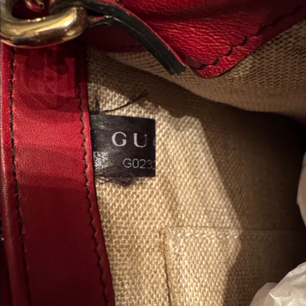 Authentic Gucci Red Leather Emily Bag - Picture 7 of 11